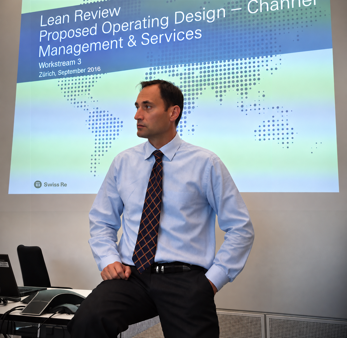 John-Oliver Breckoff advising during an organizational transformation engagement